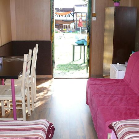 Camp Alpa Hotel Ostrovačice Buitenkant foto