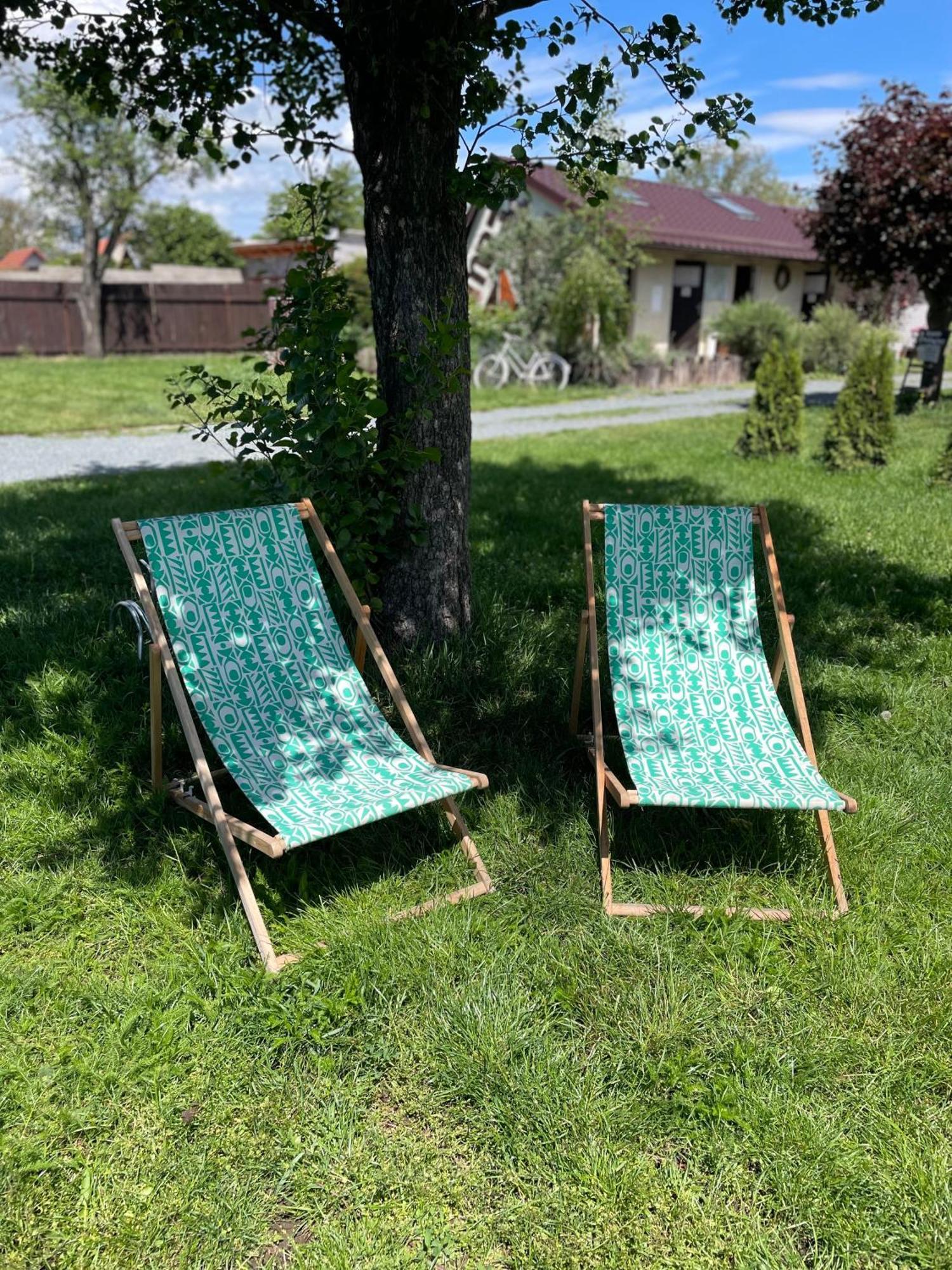 Camp Alpa Hotel Ostrovačice Buitenkant foto